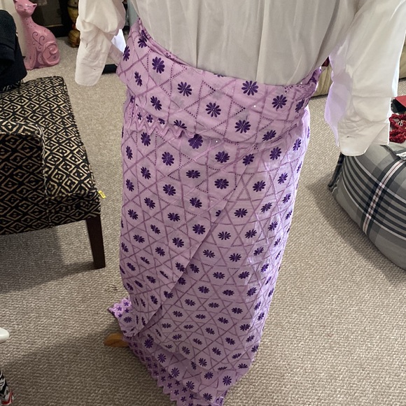 We love a Nigerian traditional wrapper! - Picture 6 of 9